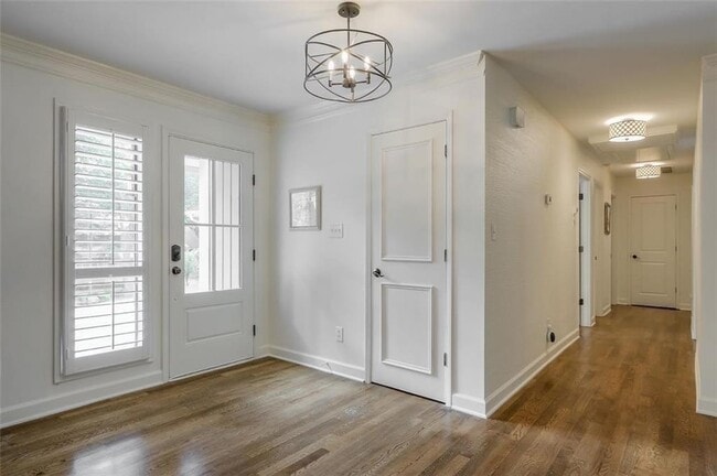 Building Photo - 392 Greenfield Ct