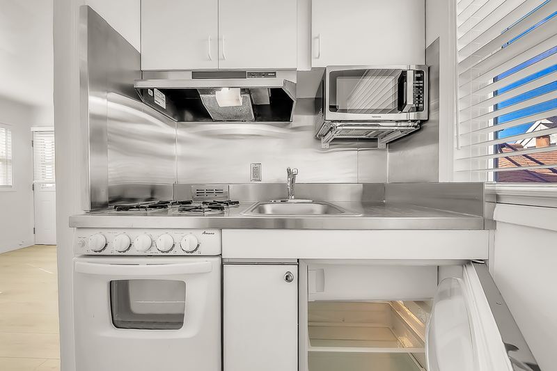 Building Photo - 731 Zanzibar Ct