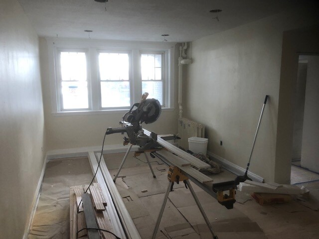 Building Photo - 10 Melvin Ave