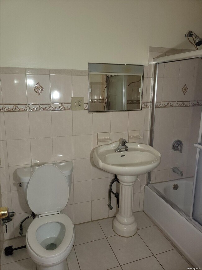 Building Photo - 23-31 30th Dr