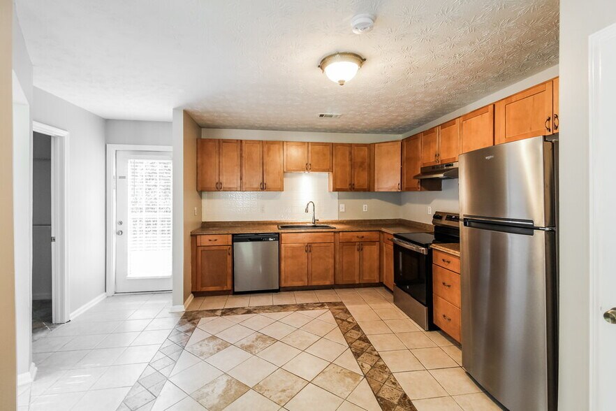 Building Photo - 109 Finnigan Dr