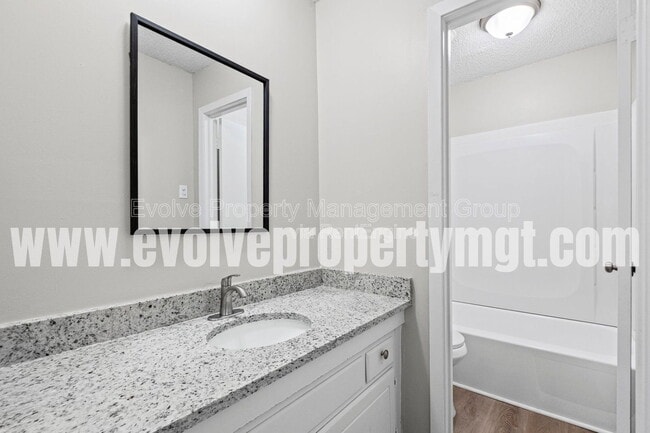 Building Photo - 5535 Quail Thicket