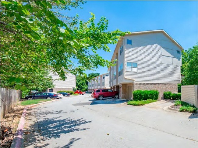 Building Photo - CV Estates