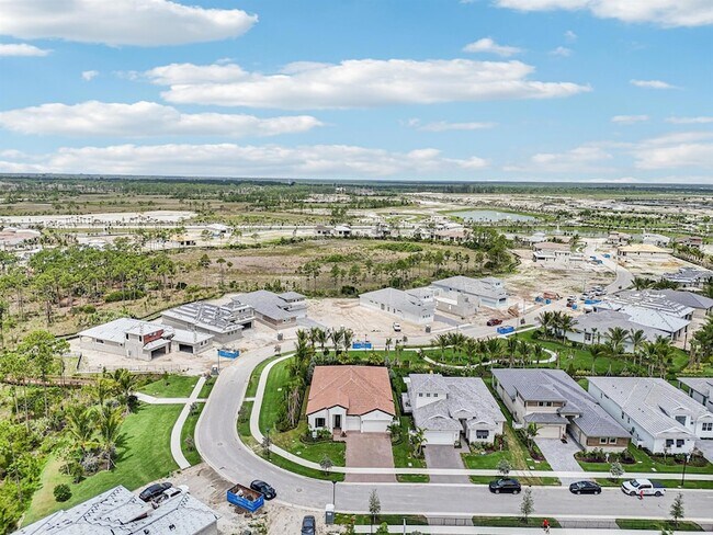 Building Photo - 13621 Le Christine Dr