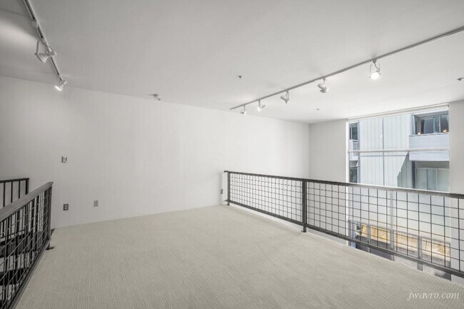 Building Photo - 615 Tennessee St
