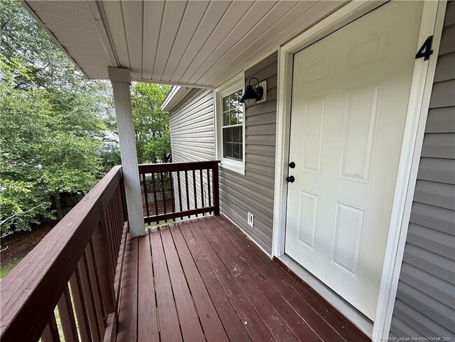Building Photo - 807 Branson St