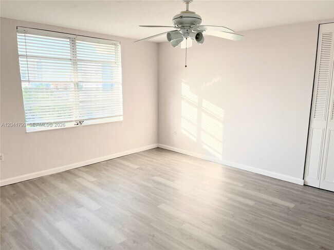 Building Photo - 8024 Tatum Waterway Dr