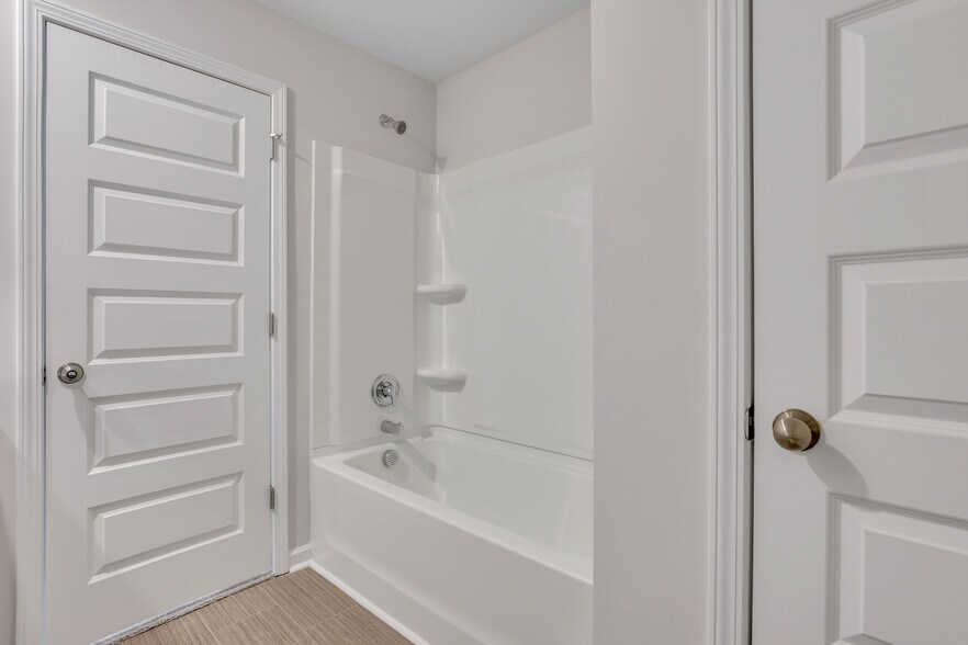 Building Photo - 8049 Reagan Way
