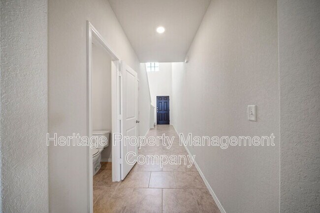 Building Photo - 7327 Tradinghouse Ln