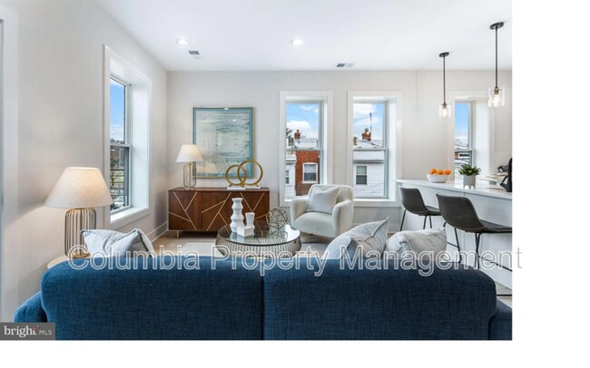 Building Photo - 616 Quebec Pl NW