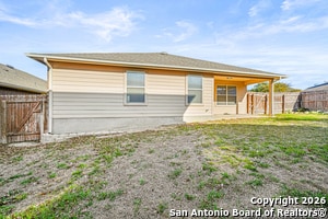 Building Photo - 703 Point Springs