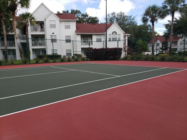 Building Photo - 1 Bed 1 Bath in desirable Williamsburg area of SW Orlando, $1499