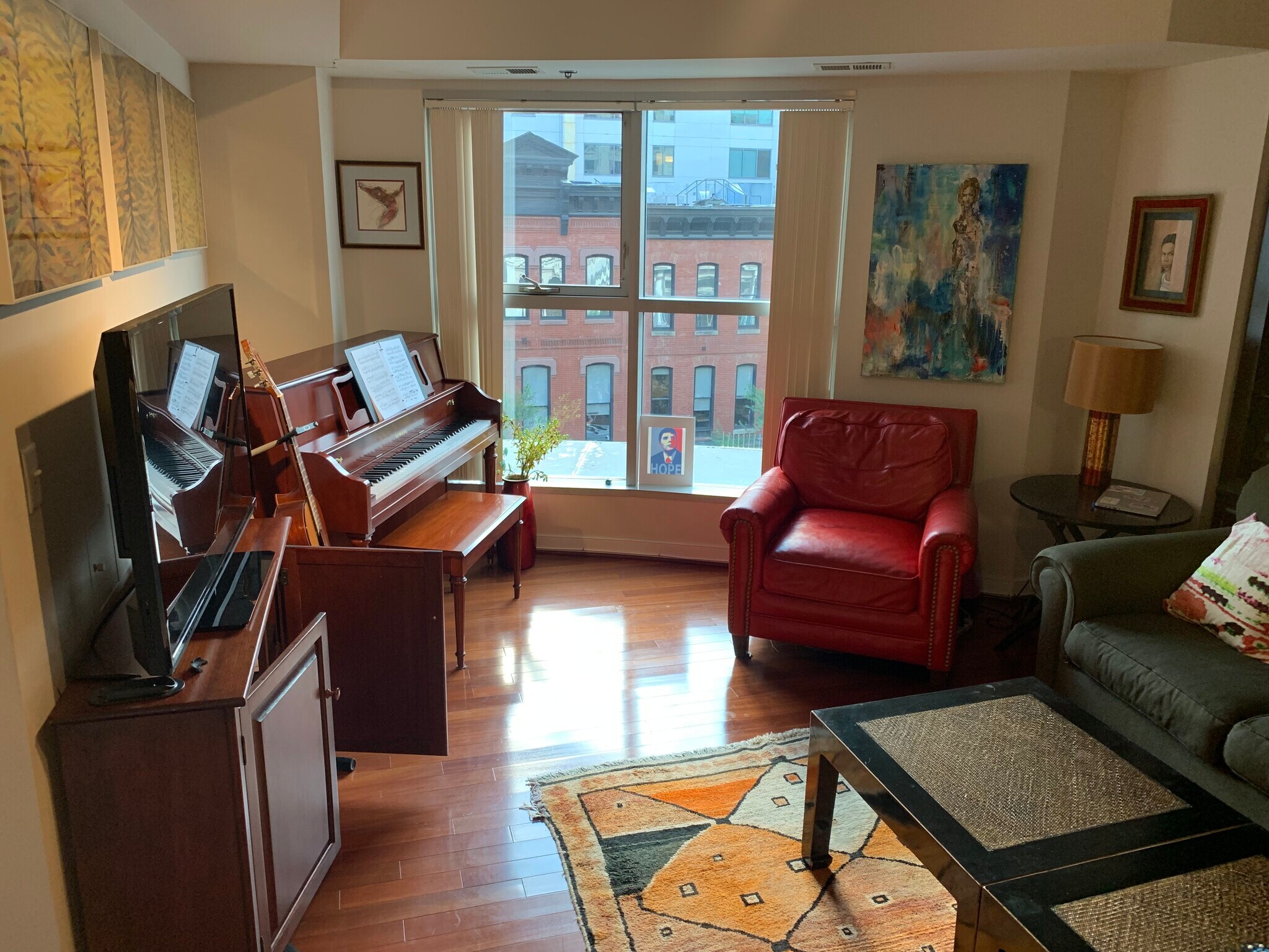 Living Room 3 - 777 7th St NW