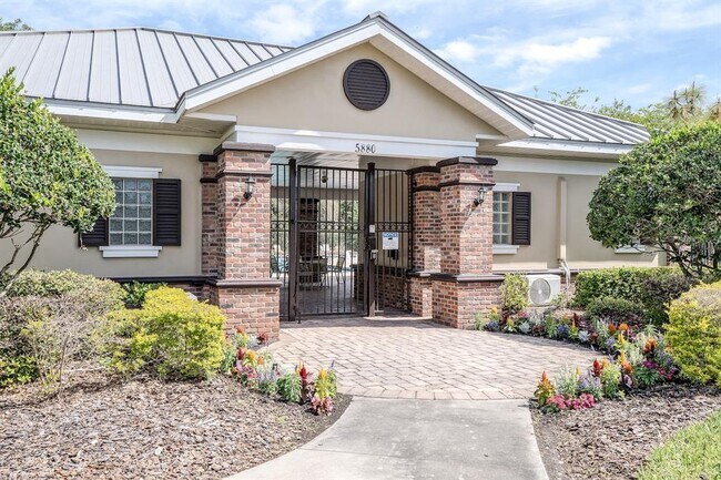 Building Photo - 8610 Turnstone Shore Ln