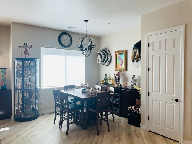 Building Photo - 3835 Portofino Wy