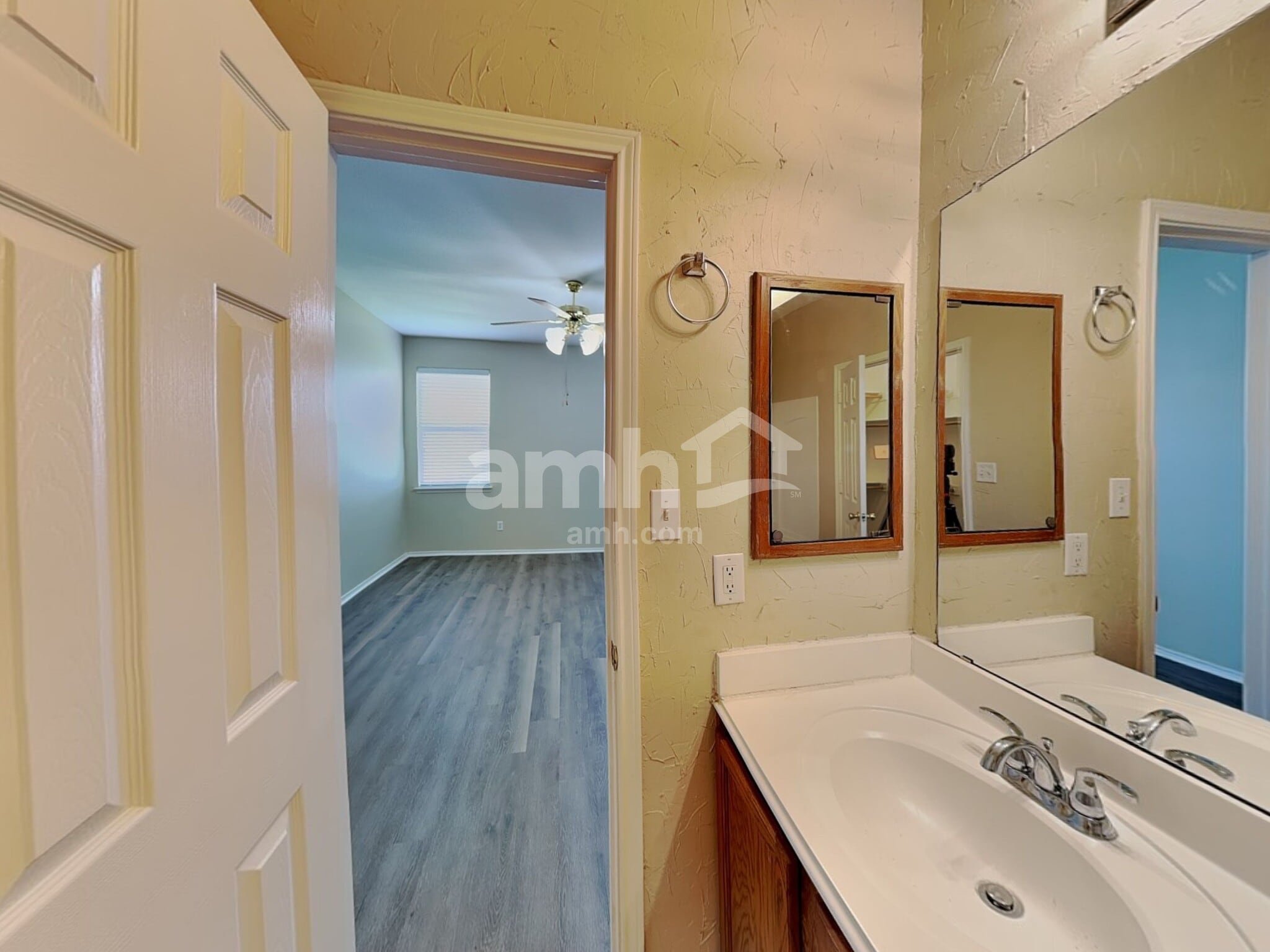 Building Photo - 2636 Fondren Rd