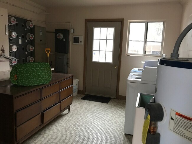 Building Photo - Two Bedroom Condo on Lake Michigan in Stev...