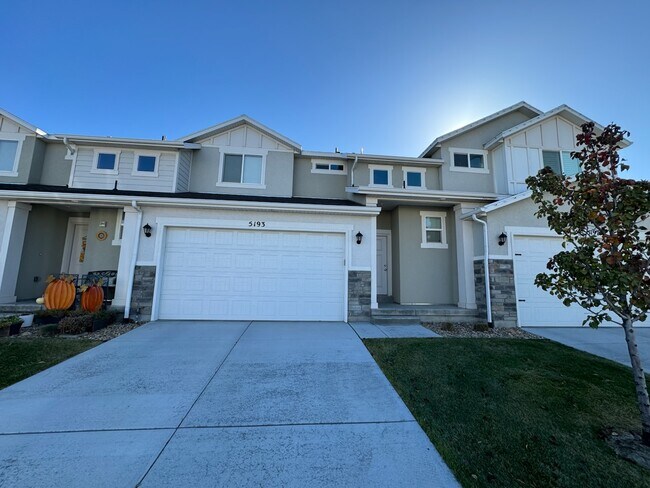 Building Photo - 5193 Copeland Dr