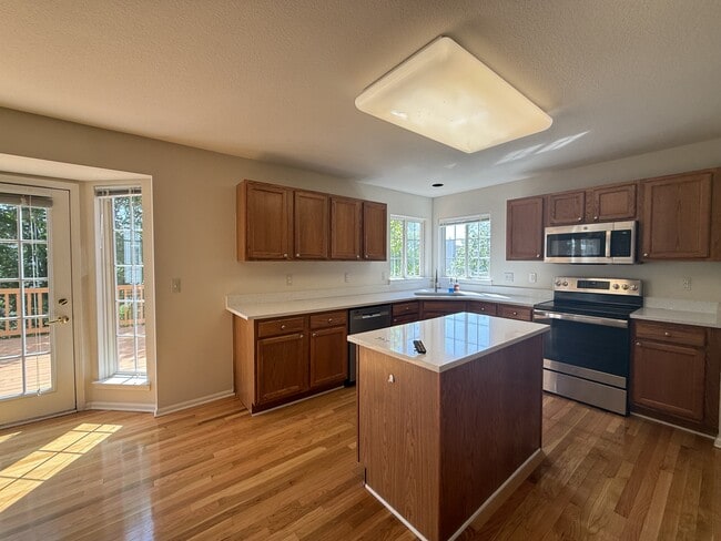 Building Photo - 4875 S Ridgeside Cir
