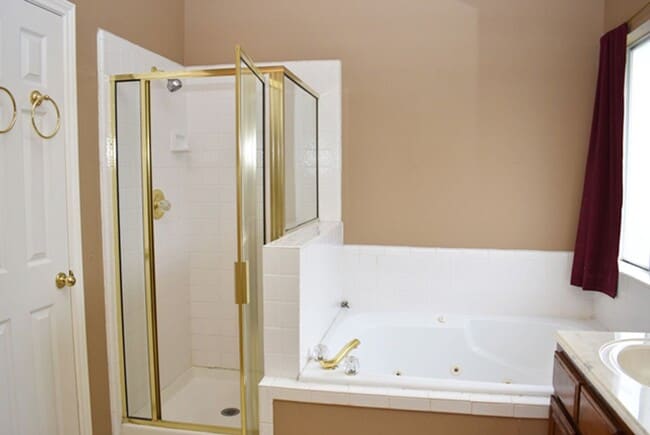 Building Photo - 4712 Birchbend Ln