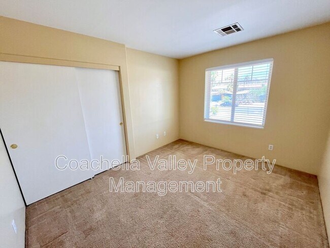 Building Photo - 73692 Santa Rosa Way