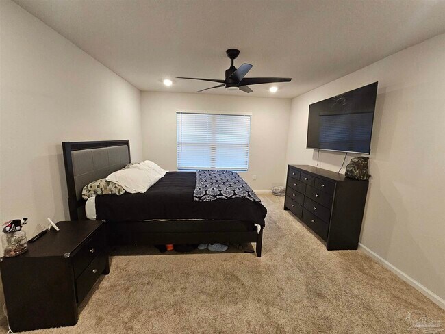 Building Photo - 6304 Burrow Ln