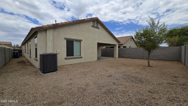 Building Photo - 25805 W Dunlap Rd