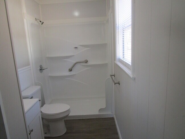 Building Photo - 2720 County Rd 43-402