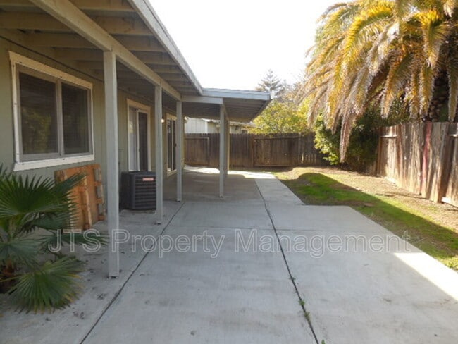 Building Photo - 100 Decathlon Cir