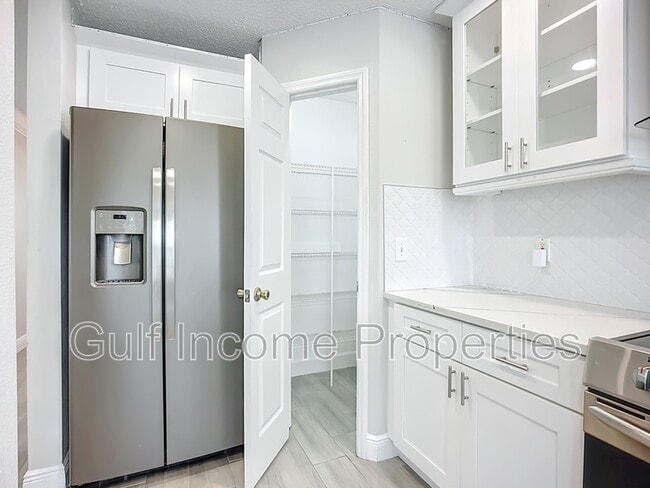 Building Photo - 4218 Berkeley Dr