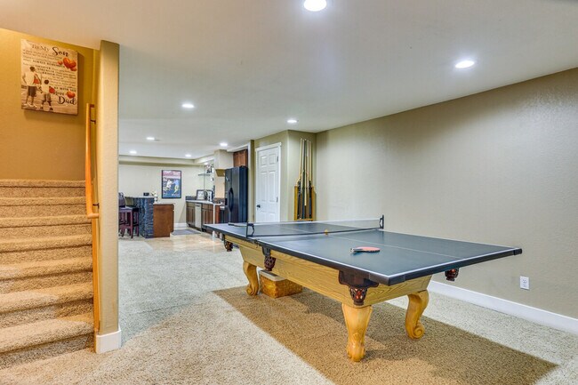 Building Photo - 9492 Sand Hill Pl