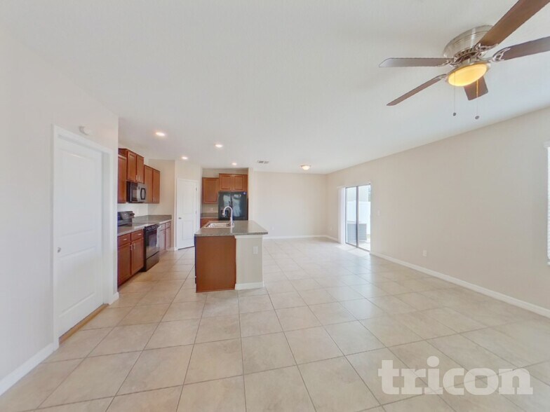 Building Photo - 11115 Hudson Hills Ln