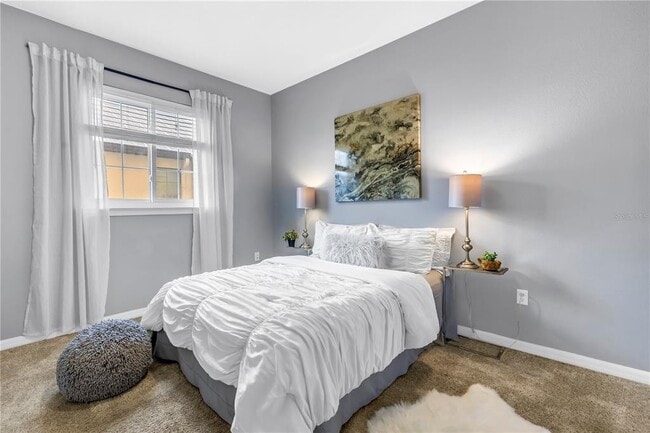 Building Photo - 316 8th St S