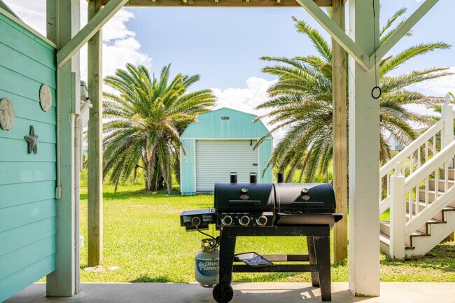 Building Photo - 814 Helen Blvd