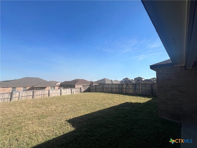Building Photo - 5504 Holster Dr