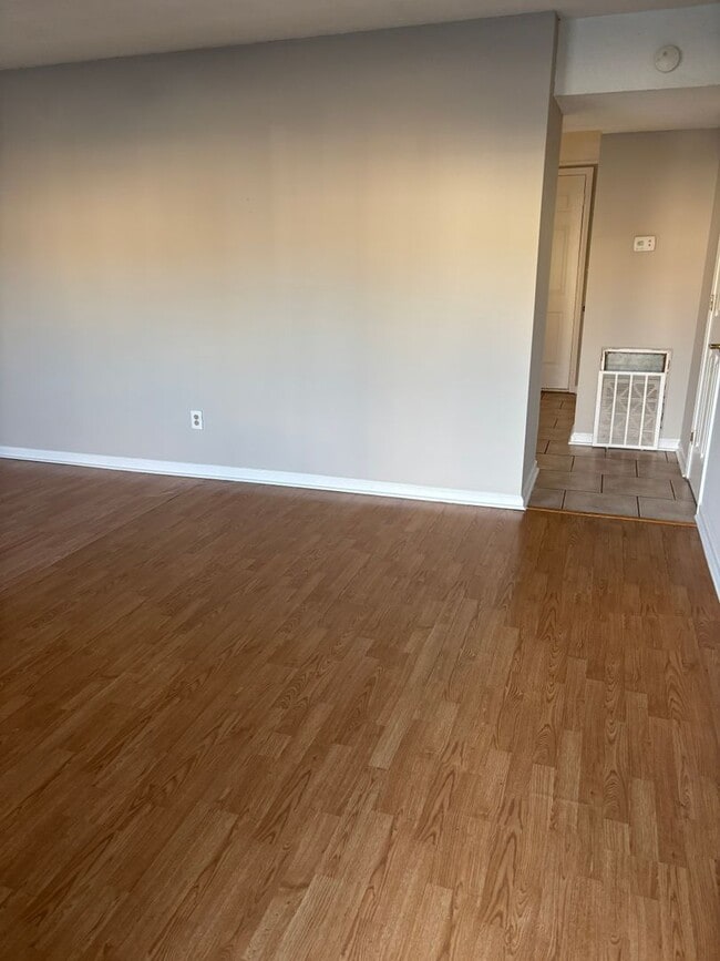 Building Photo - MOVE IN SPECIAL!! FIRST MONTH FREE!!
