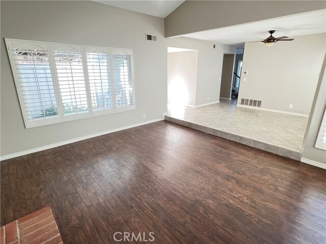 Building Photo - 6943 E Shorecrest Dr