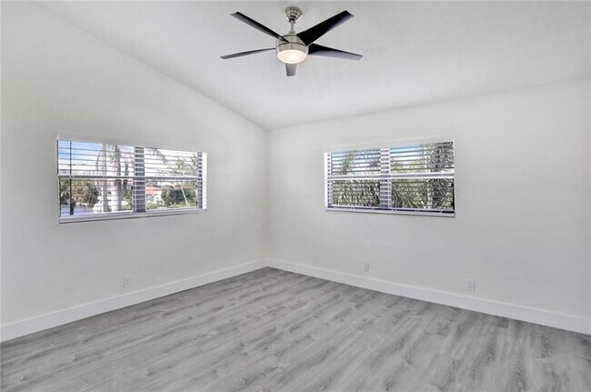 Building Photo - 4300 S Ocean Blvd
