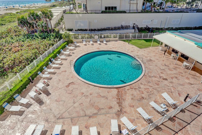 Building Photo - 2800 N Ocean Dr