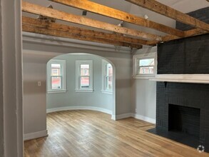 Building Photo - 7433 Penfield Ct