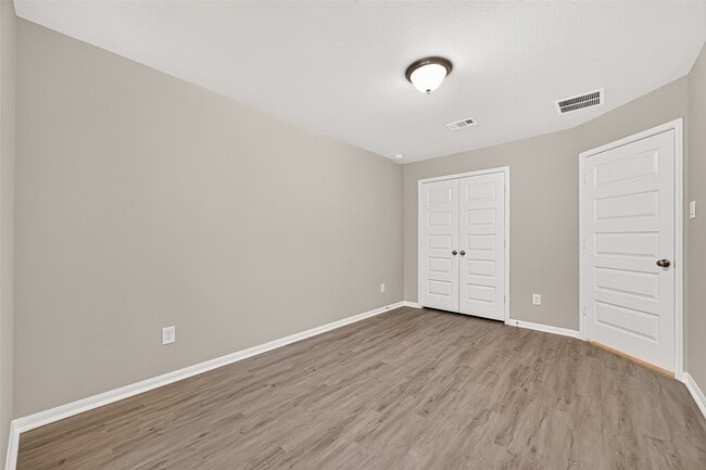 Building Photo - 30359 Limber Pines Dr