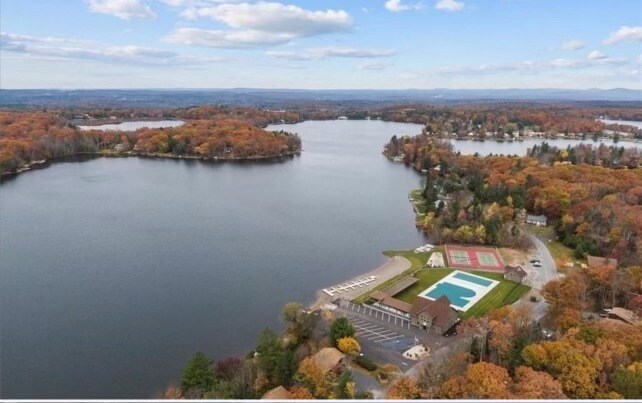 Building Photo - 15 Norfolk Ct