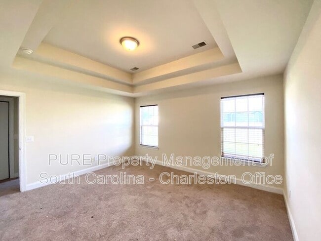 Building Photo - 229 Equinox Cir