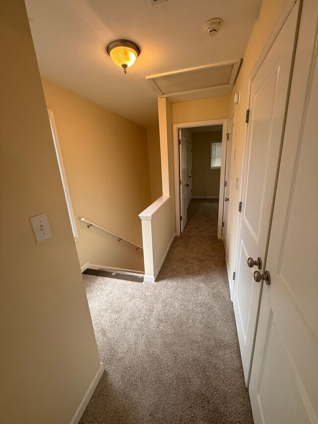 Building Photo - 161 Magnolia Bluff Dr