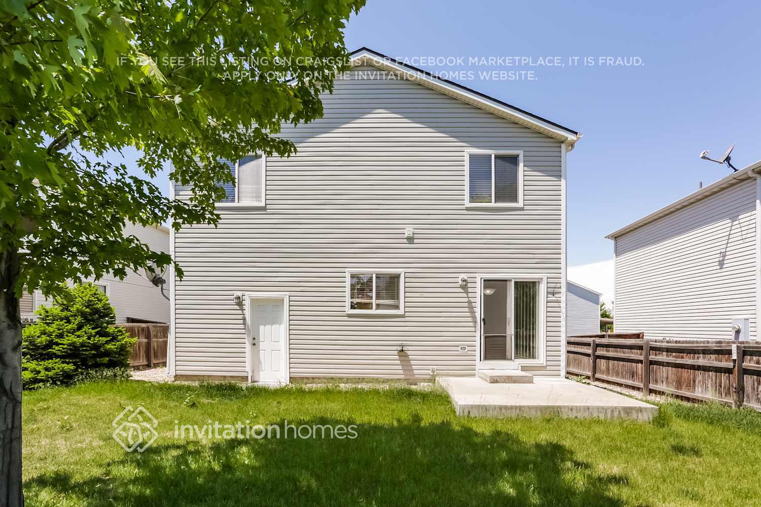 Building Photo - 1320 Bluebird St