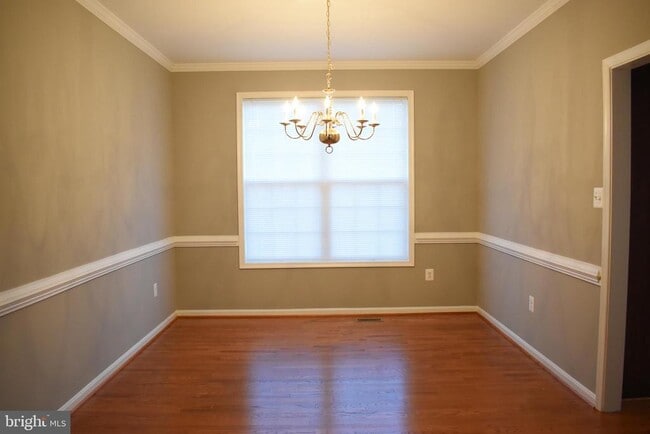 Building Photo - 29 Snow Dr