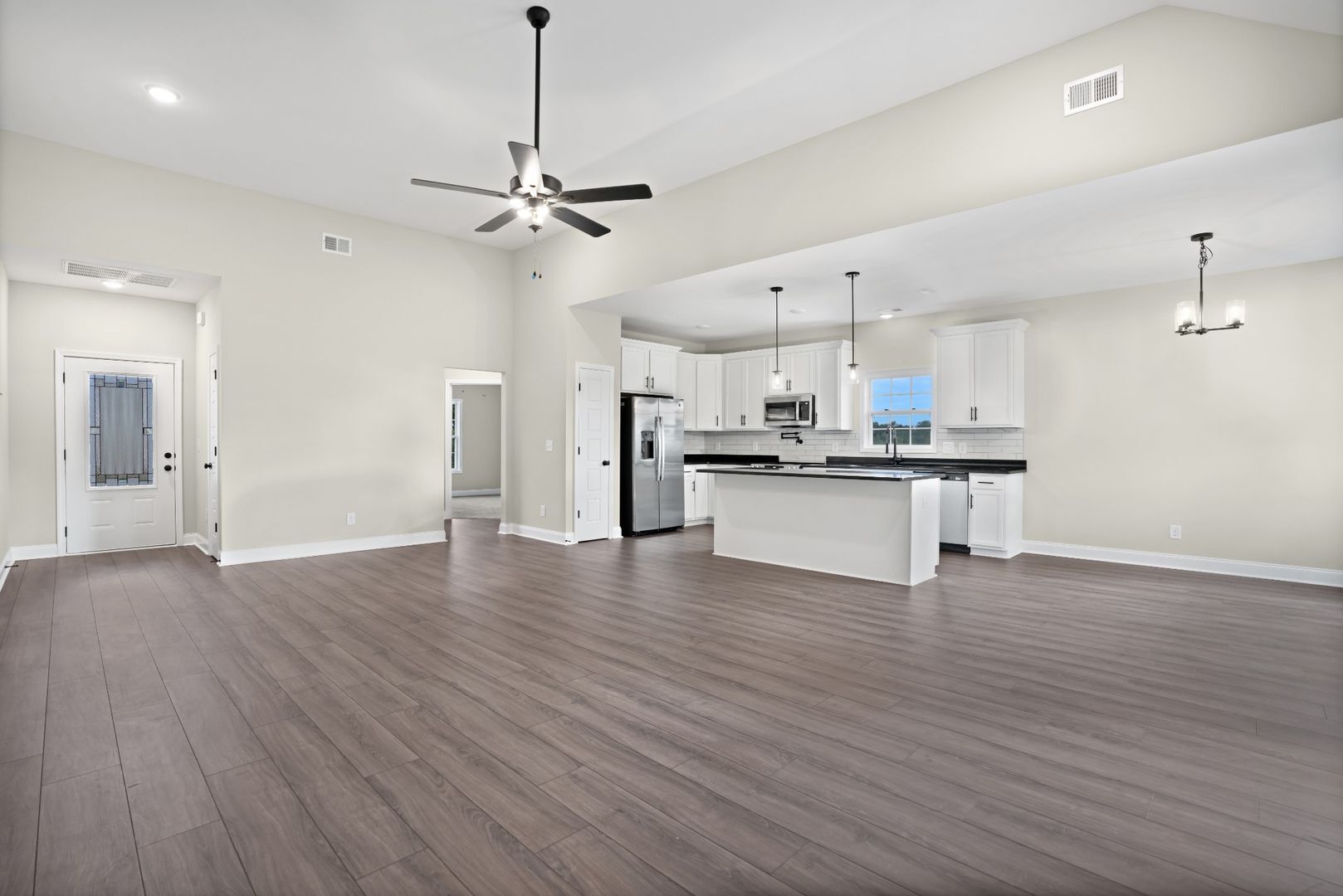 Building Photo - 502 N Halifax Ct