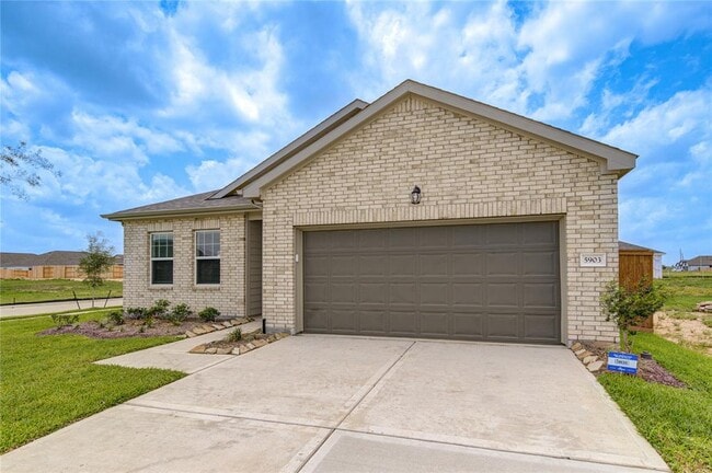 Building Photo - 5903 Grantgrala Dr