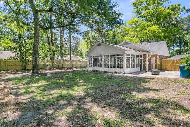 Building Photo - 109 Runnymede Ln