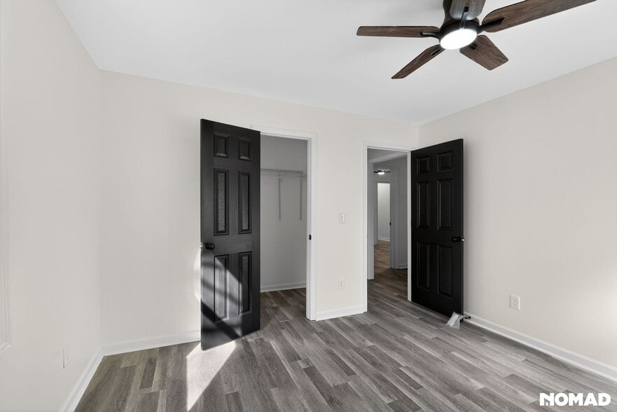 Building Photo - 1262 Kenilworth Dr SW